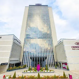 Crowne Plaza By Ihg Otel